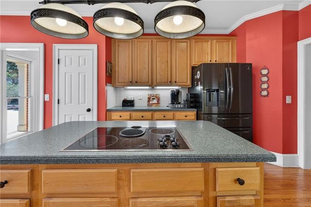 1009 Lyndhurst Way, Conyers, GA 30013