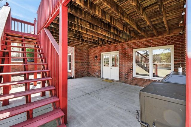 1009 Lyndhurst Way, Conyers, GA 30013