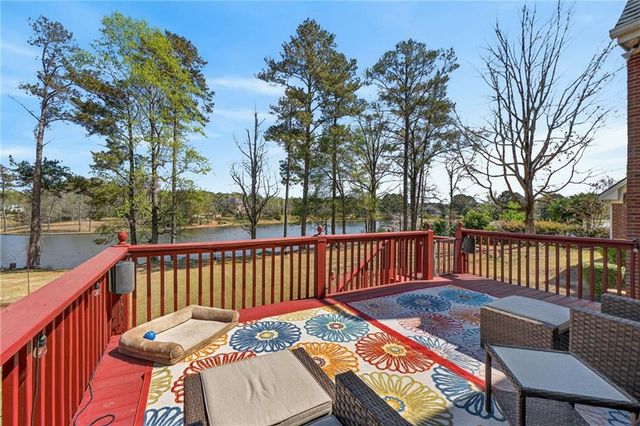 1009 Lyndhurst Way, Conyers, GA 30013