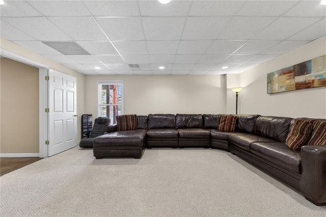 1009 Lyndhurst Way, Conyers, GA 30013