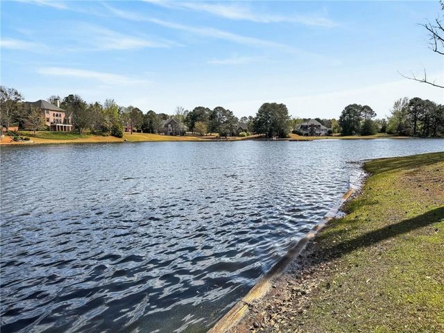 1009 Lyndhurst Way, Conyers, GA 30013
