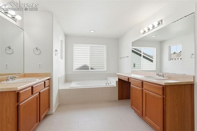 1424 Diamond Rim Drive, Colorado Springs, CO 80921