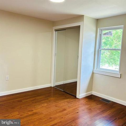 352 ROOSEVELT AVE, Lindenwold, NJ 08021