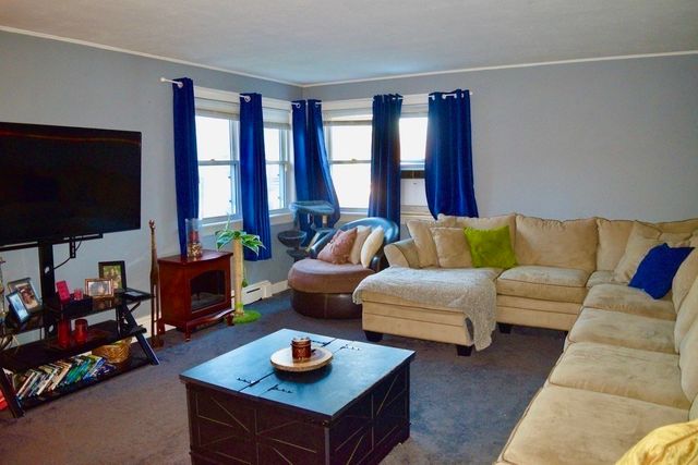 21 Graham, Leominster, MA 01453