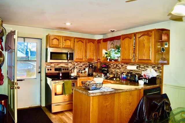21 Graham, Leominster, MA 01453