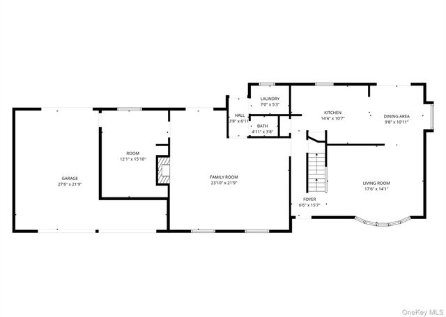 11 Val Court, Holbrook, NY 11741