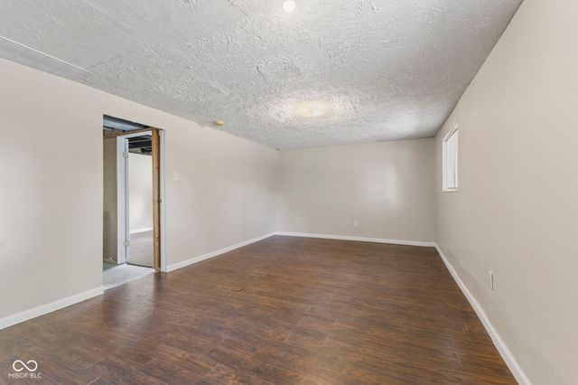 8536 Friendship Lane, Indianapolis, IN 46217