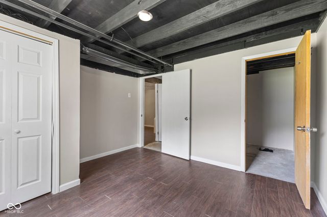 8536 Friendship Lane, Indianapolis, IN 46217