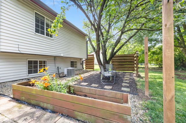 8536 Friendship Lane, Indianapolis, IN 46217