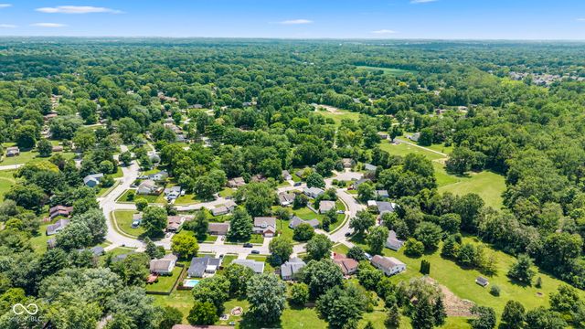 8536 Friendship Lane, Indianapolis, IN 46217