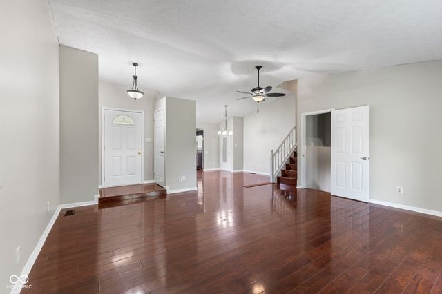 8536 Friendship Lane, Indianapolis, IN 46217