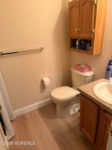 85 Sunnymede Street, Englishtown, NJ 07726