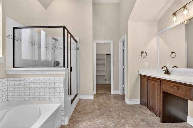16204 Wind Crest Way, Edmond, OK 73013
