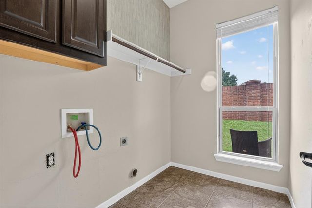 16204 Wind Crest Way, Edmond, OK 73013