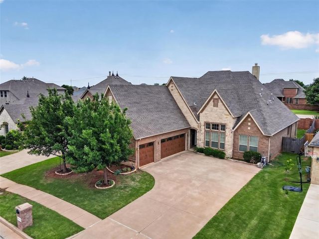 16204 Wind Crest Way, Edmond, OK 73013
