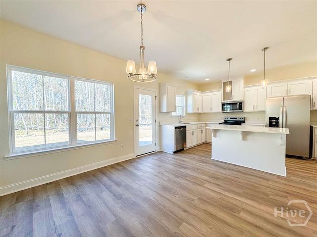 190 Providence Loop, Hinesville, GA 31313