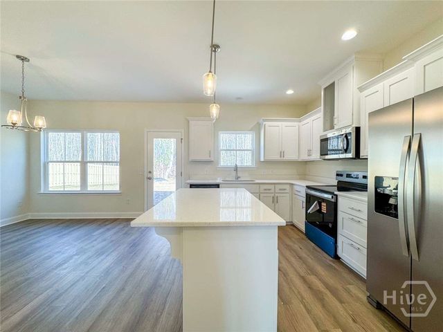 190 Providence Loop, Hinesville, GA 31313