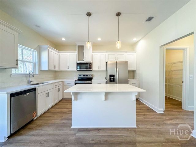 190 Providence Loop, Hinesville, GA 31313