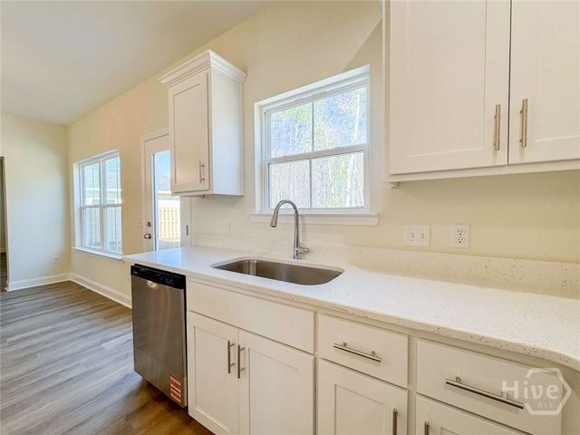 190 Providence Loop, Hinesville, GA 31313