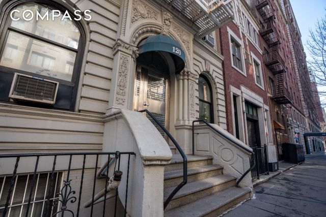 120 E 83rd St Apt 3D, New York City, NY 10028