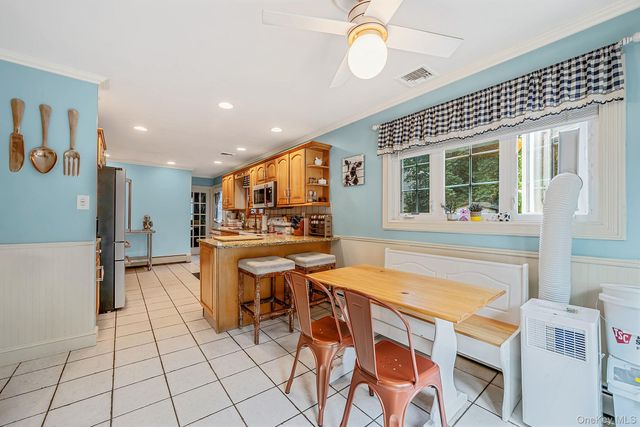 1010 Sipp Avenue, Medford, NY 11763