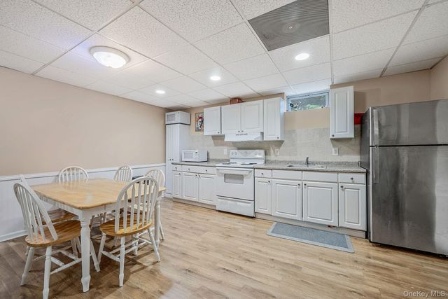 1010 Sipp Avenue, Medford, NY 11763