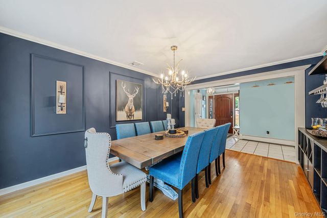 1010 Sipp Avenue, Medford, NY 11763