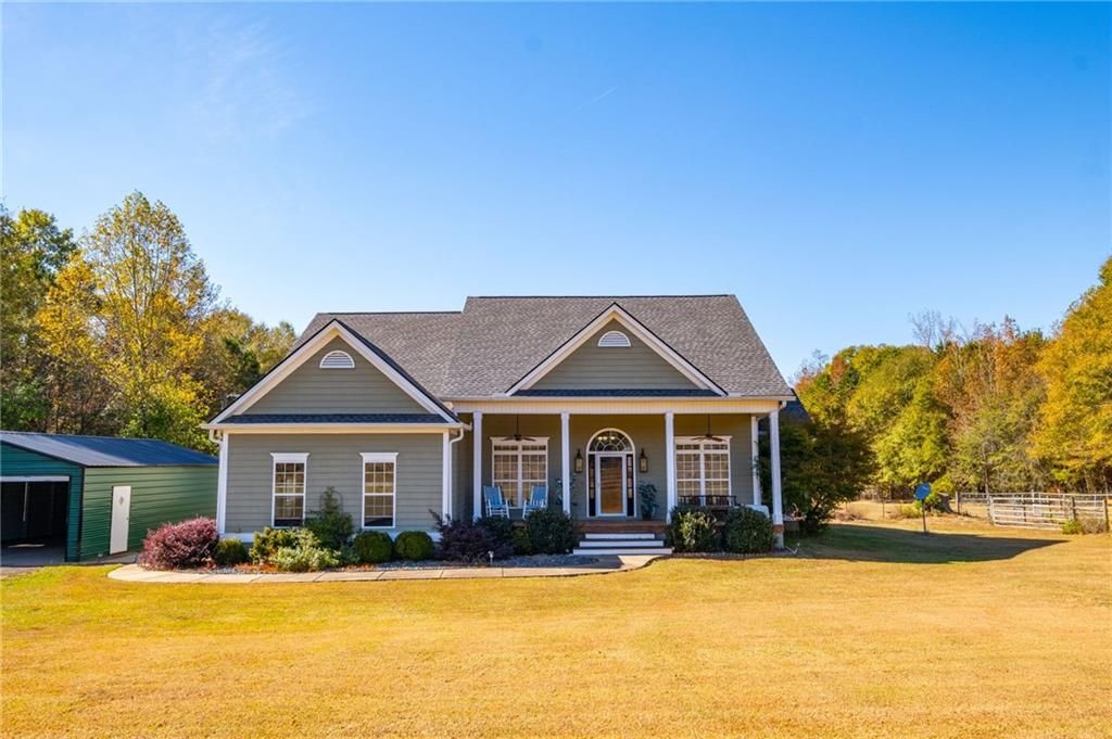 230 Mount Pleasant Road, Hampton, GA 30228