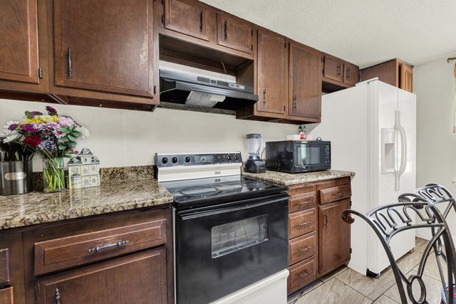 2322 Halifax Drive, Carrollton, TX 75006