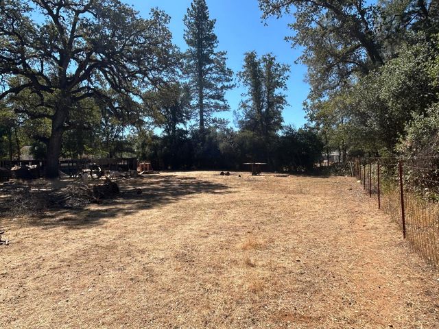 9153 Manzanita Ln, Oregon House, CA 95962