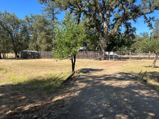 9153 Manzanita Ln, Oregon House, CA 95962