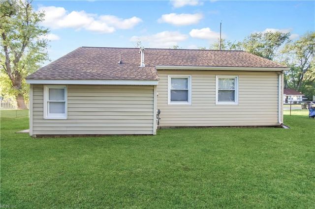 1926 Somerville DR, Hampton, VA 23663