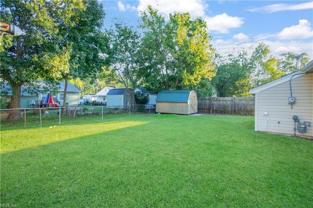 1926 Somerville DR, Hampton, VA 23663