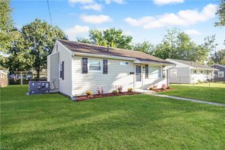 1926 Somerville DR, Hampton, VA 23663