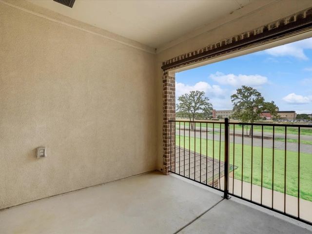 2424 Belvedere Lane, Flower Mound, TX 75028