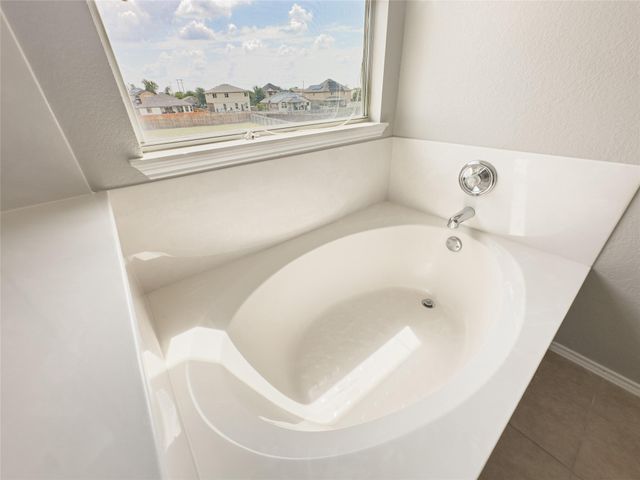 9909 Fantail LN, Temple, TX 76502