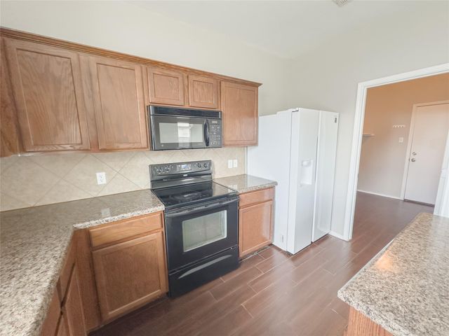 9909 Fantail LN, Temple, TX 76502