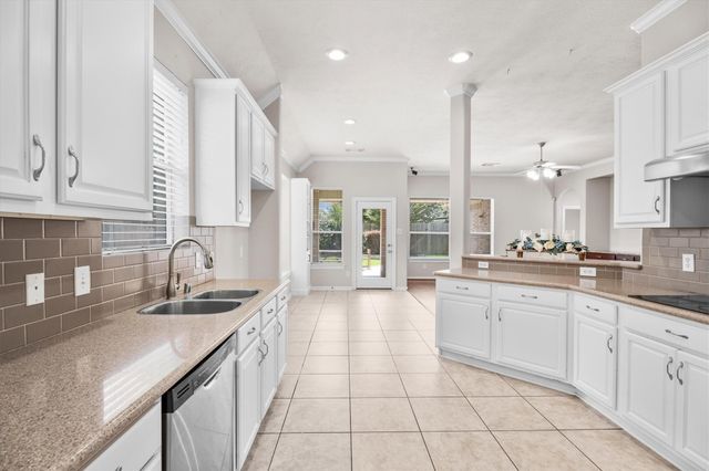 25609 Peppermill Creek Drive, Porter, TX 77365