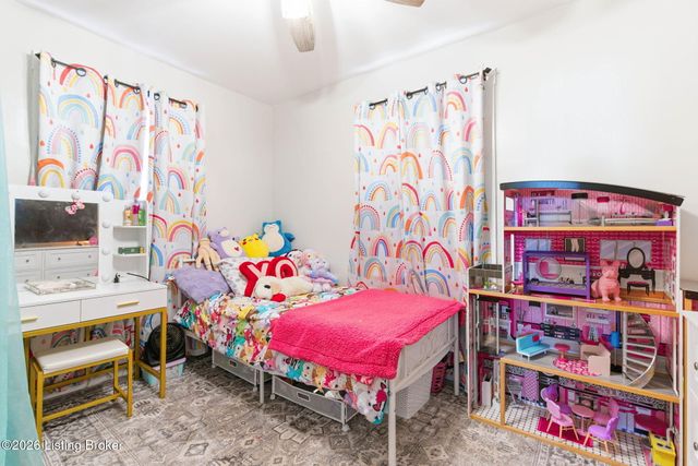 4211 Camp Ground Rd, Louisville, KY 40216