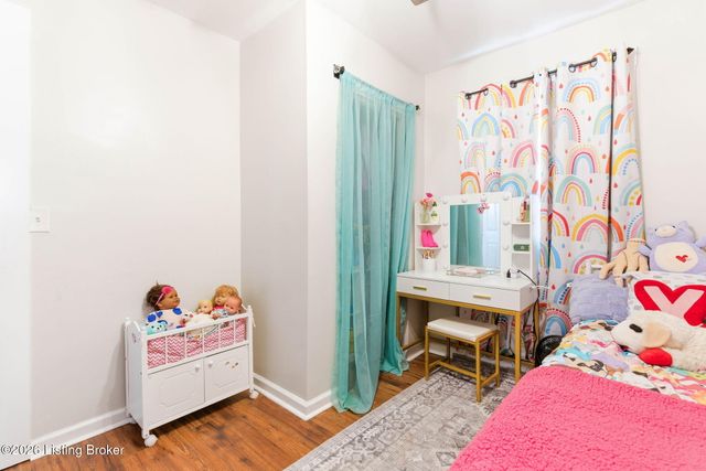 4211 Camp Ground Rd, Louisville, KY 40216