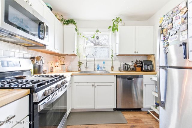 4211 Camp Ground Rd, Louisville, KY 40216