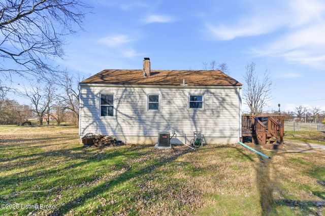 4211 Camp Ground Rd, Louisville, KY 40216