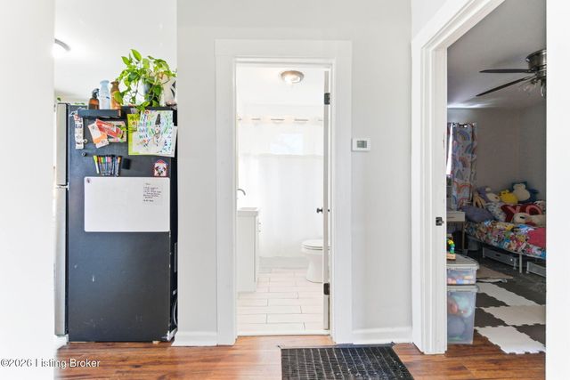 4211 Camp Ground Rd, Louisville, KY 40216