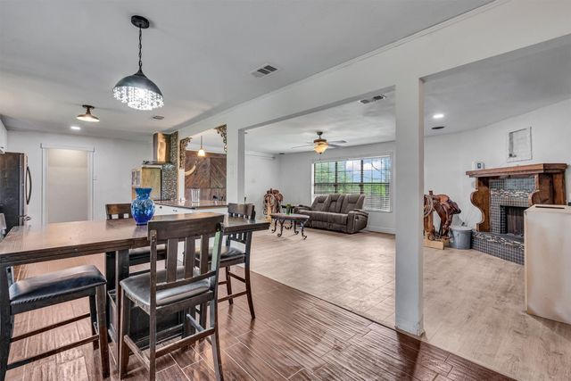 104 Willow Lake Lane, Crandall, TX 75114