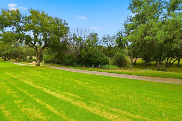 1904 Fault Line DR, Horseshoe Bay, TX 78657