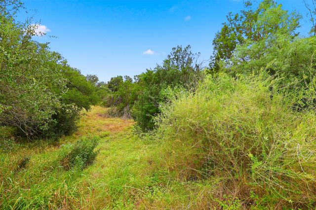 1904 Fault Line DR, Horseshoe Bay, TX 78657