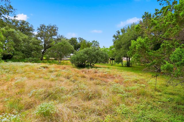 1904 Fault Line DR, Horseshoe Bay, TX 78657