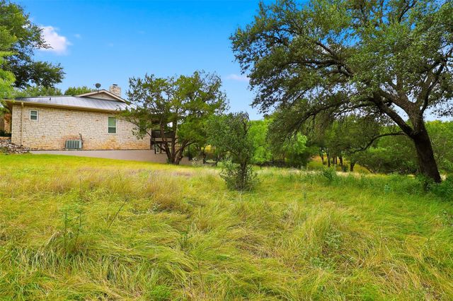 1904 Fault Line DR, Horseshoe Bay, TX 78657