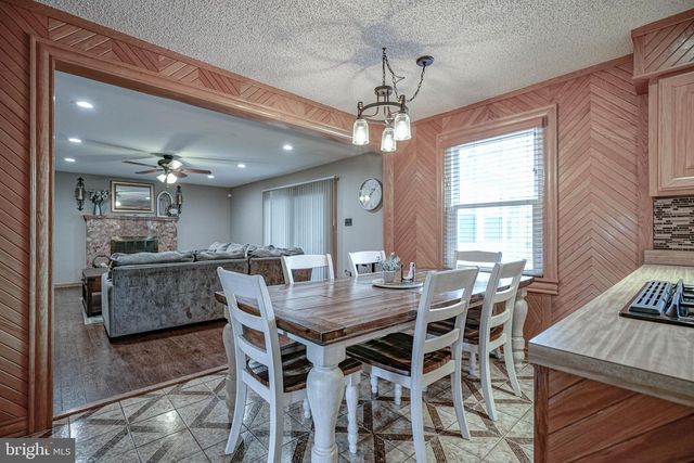 551 GREENWOOD DR, Hammonton, NJ 08037