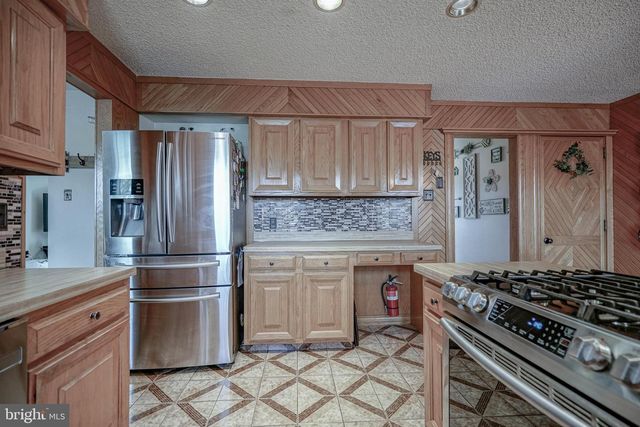 551 GREENWOOD DR, Hammonton, NJ 08037